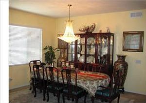 3rd image of 1562 Marigold Dr