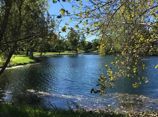 6310 Valley View Cir, Long Grove, IL 60047