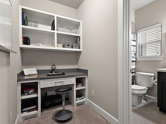 3rd image of 1623 W 23rd St #B