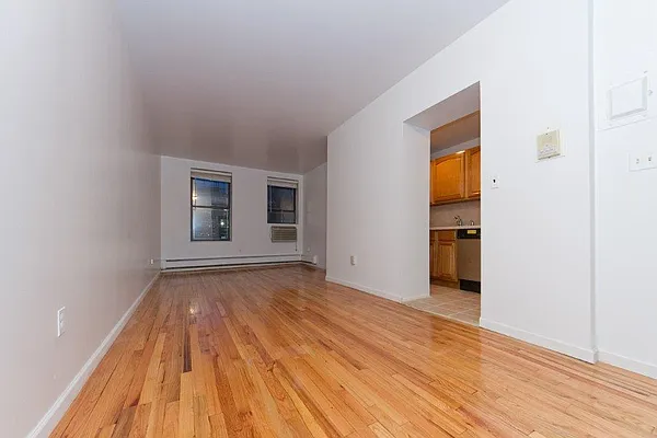 Rented by Corcoran | media 43