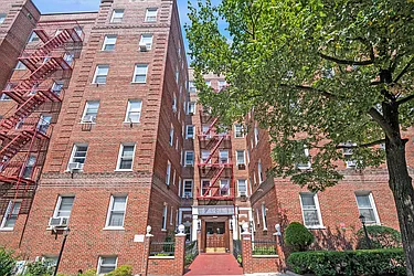 63-89 Saunders Street, #6C