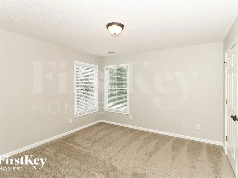 752 Teal Ct — Photo 10