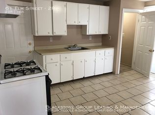 61 Elm St #2R, Woonsocket, RI 02895