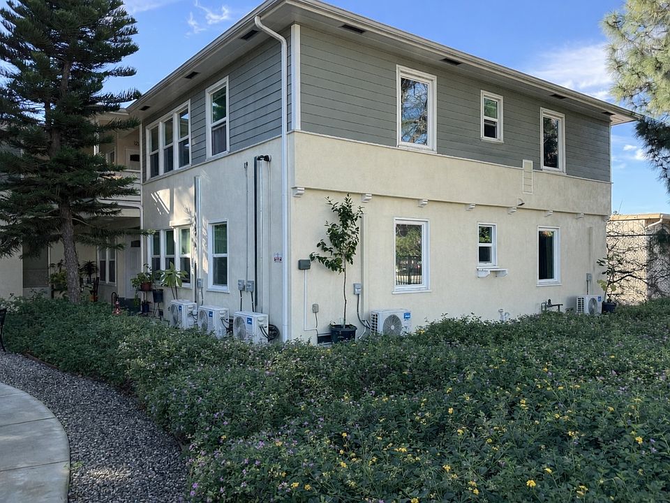 1st image of 12164 Burbank Blvd Unit 1/2