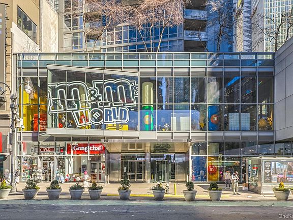3rd image of 1600 Broadway #7E
