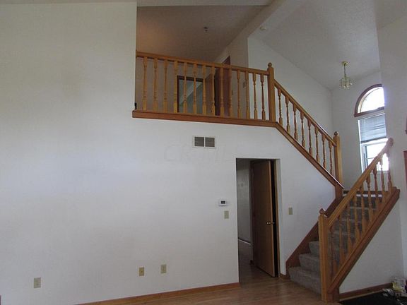 4th image of 8478 Landseer Dr