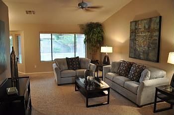 2nd image of 4970 S Vista Pl