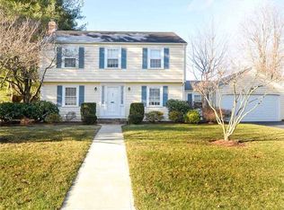 51 Merrymount Dr, Warwick, RI 02888