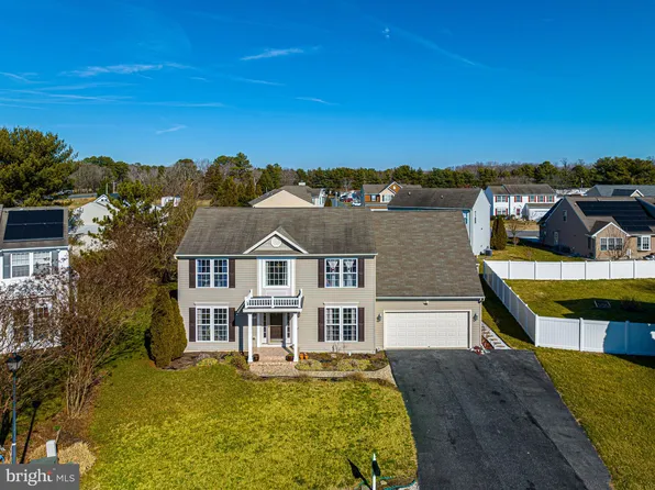 9167 Drawbridge Dr, Delmar, MD 21875