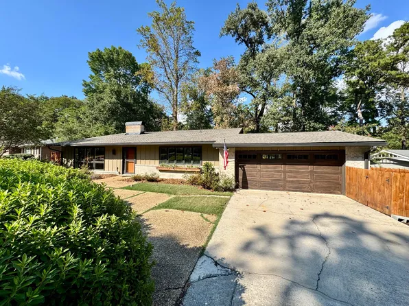 2992 Donita Ct, Birmingham, AL 35243