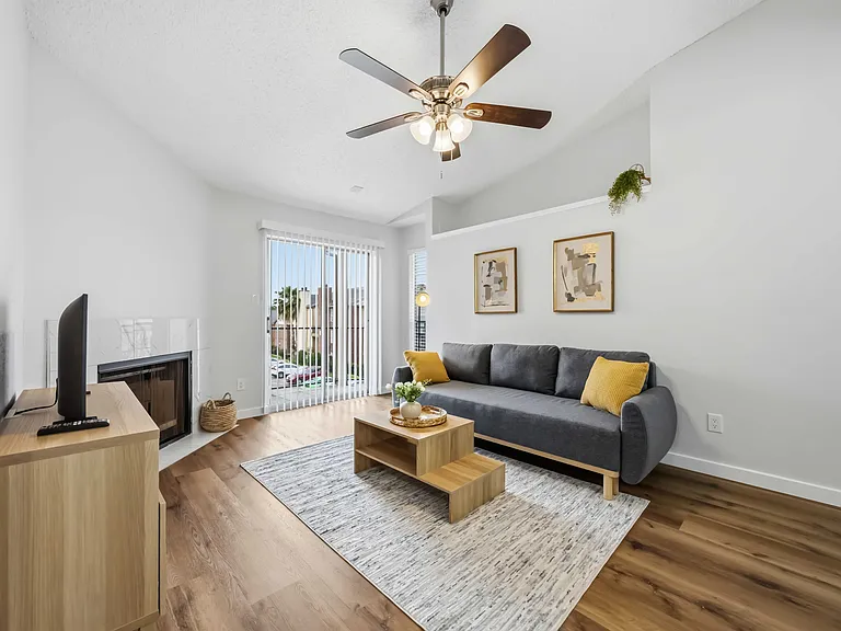 2121 Hepburn St #1212 — Photo 15