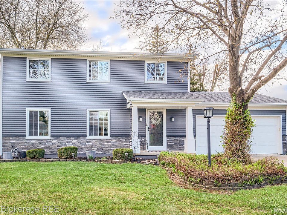 1st image of 706 Salem Dr
