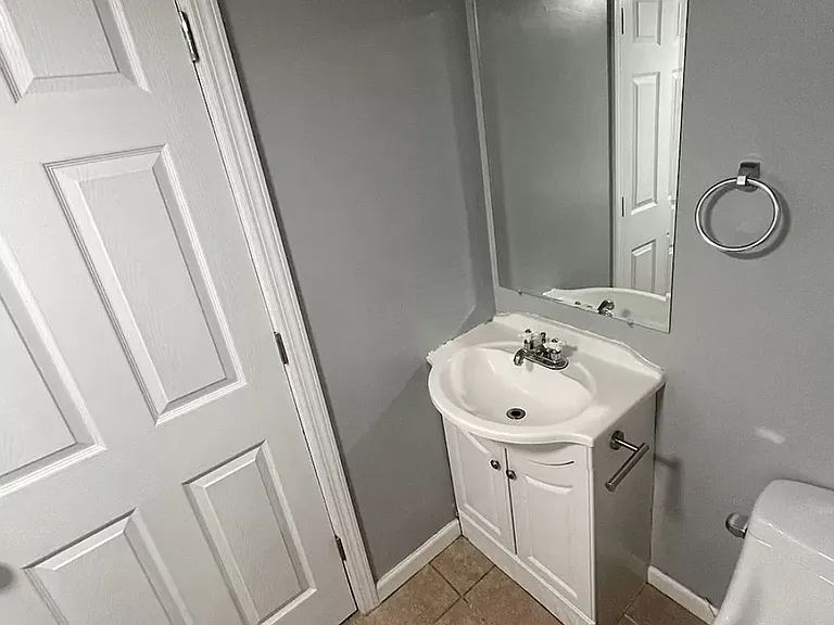 1504-1508 E Terrace View Ln — Photo 7