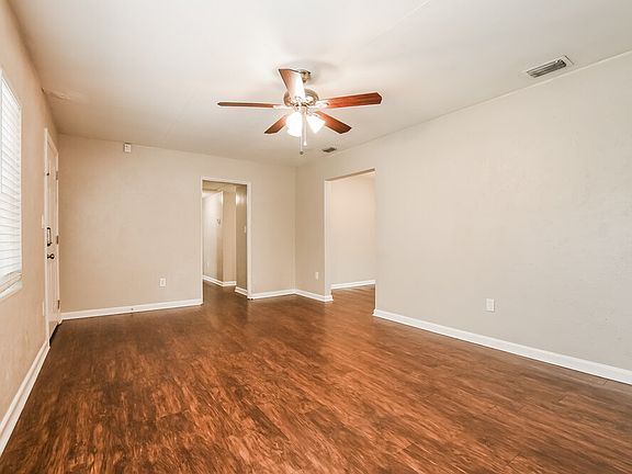 4th image of 5323 Kalmia Dr