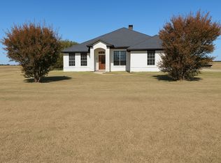 154 Whispering Winds Dr, Gunter, TX 75058
