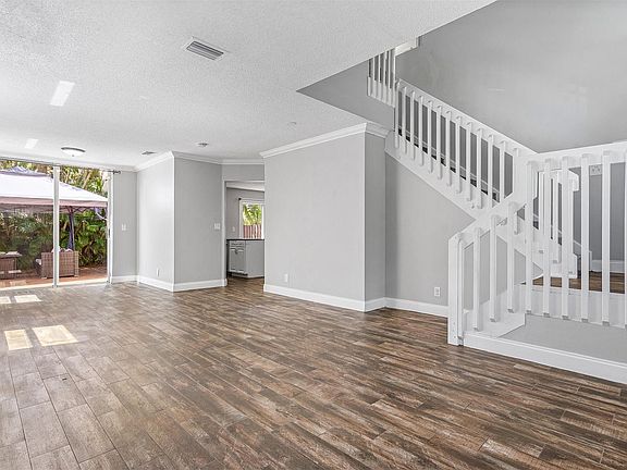 3rd image of 10814 NW 12th Drive