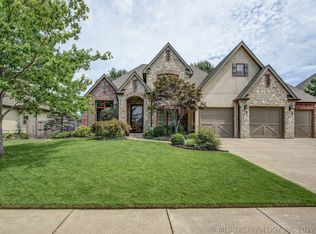 8717 E 105th St, Tulsa, OK 74133