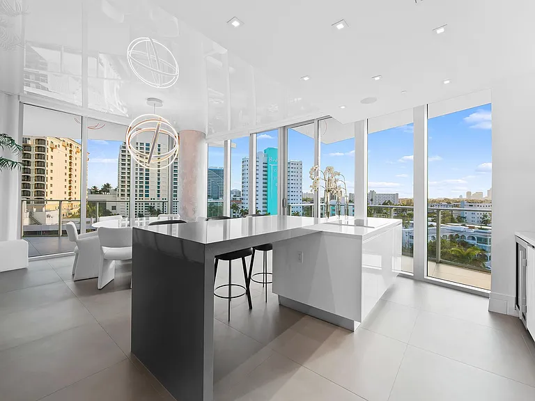 701 N Fort Lauderdale Beach Blvd #605 — Photo 13