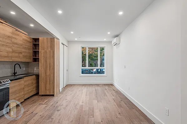 Rented by Brooklyn Rentals NYC | media 8