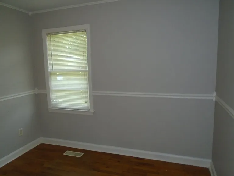 1115 Poplar Dr — Photo 12