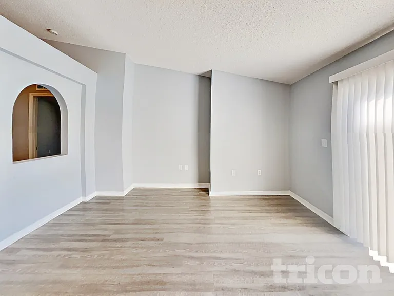 12945 Bridleford Dr — Photo 5