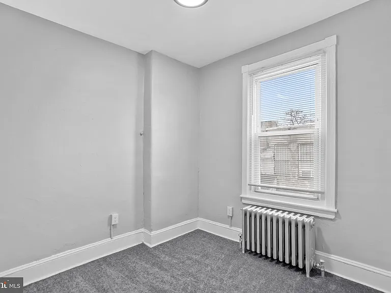 3231 N Hope St — Photo 8
