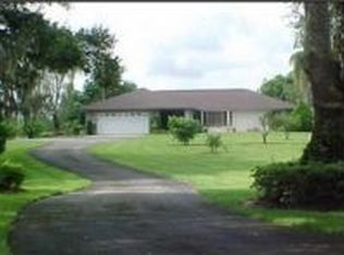 1247 Riverbend Dr, Labelle, FL 33935