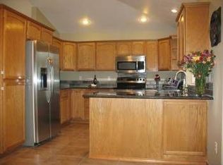 710 E Blackhawk Dr, Spokane, WA 99208