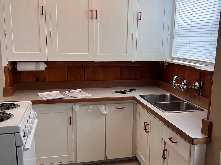 229 N Emerson Ave #C — Photo 1