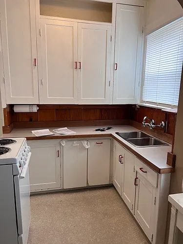 229 N Emerson Ave #C Photo 1