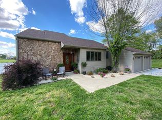 126 County Road 300 N, Norris City, IL 62869