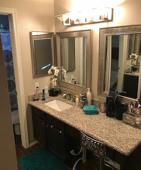 1131 N Carriage Ln — Photo 17