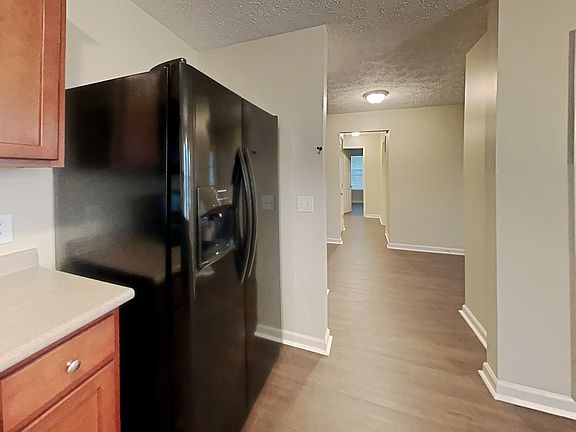 5th image of 1246 Monmouth Dr