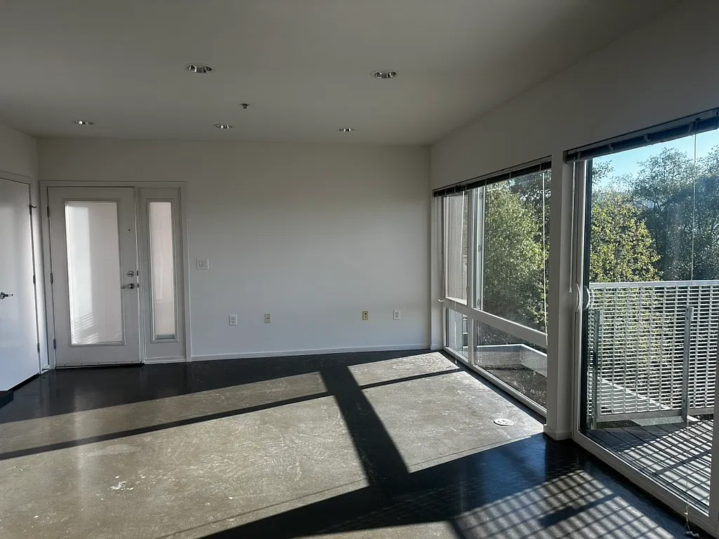 2 bed, 920 sqft, $2,795 — Photo 4