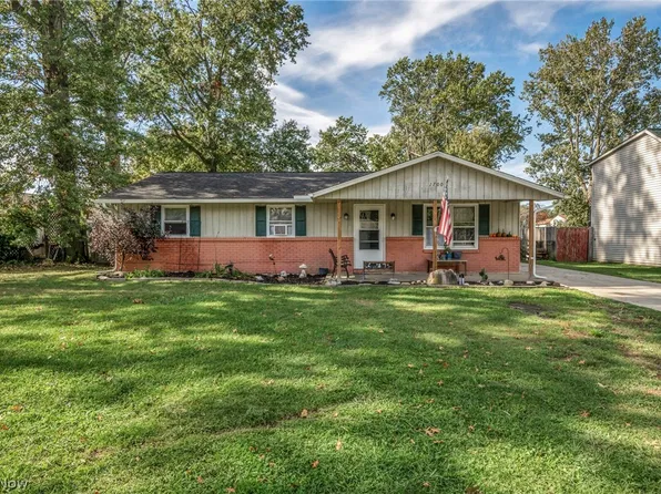 1700 Urban Cir S, Lorain, OH 44053