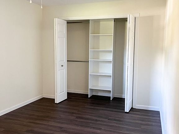 5th image of 3703 Oakdale Ave #3707