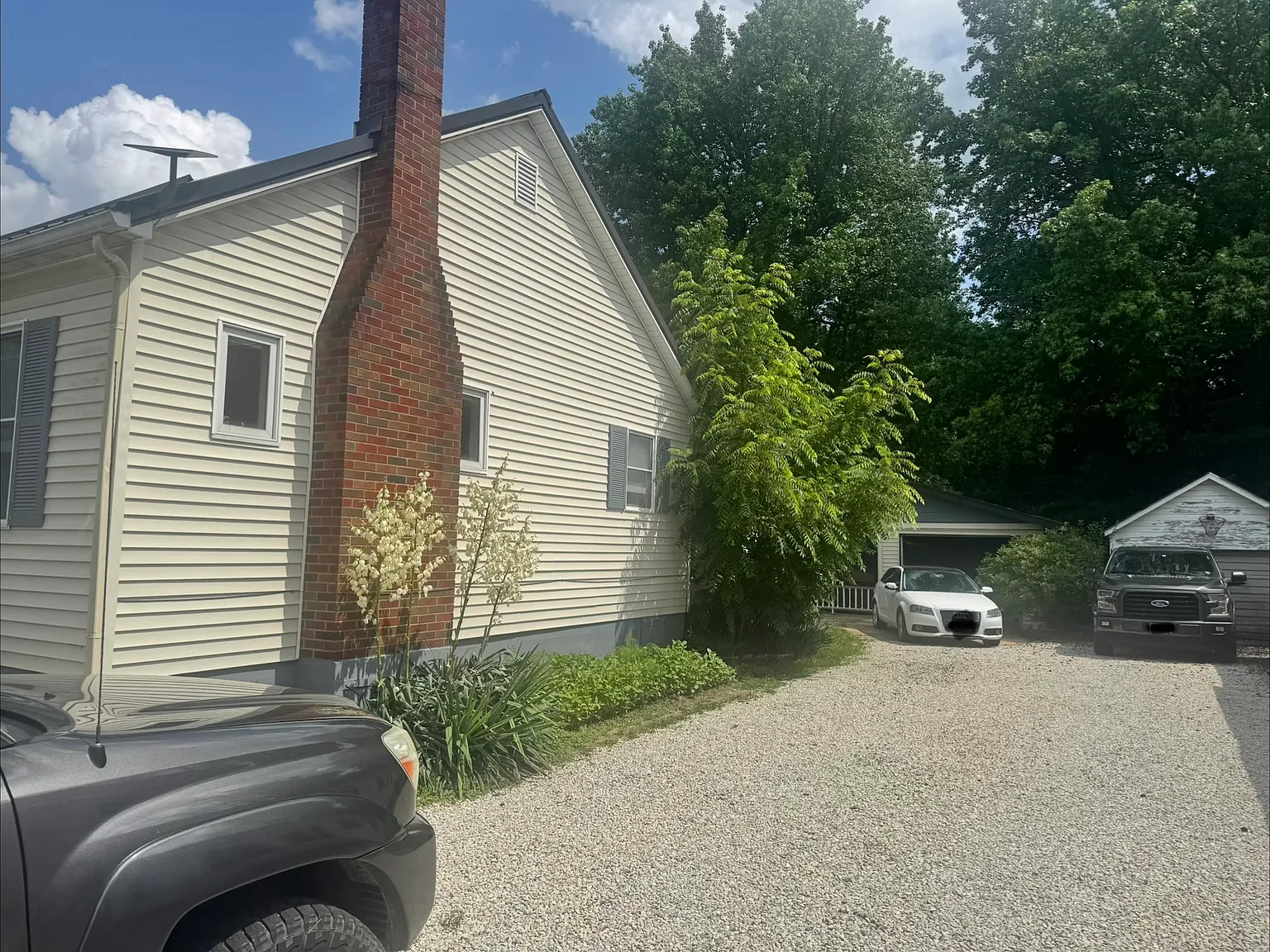 122 Dillon Street - 1 — Photo 2