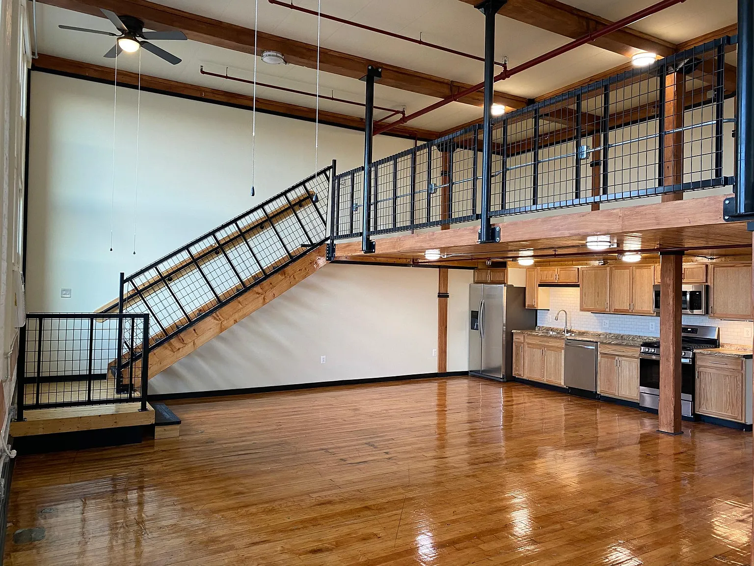 691 Trump St — Photo 4