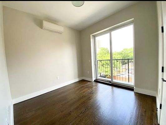 5th image of 538 E 142nd St #3A