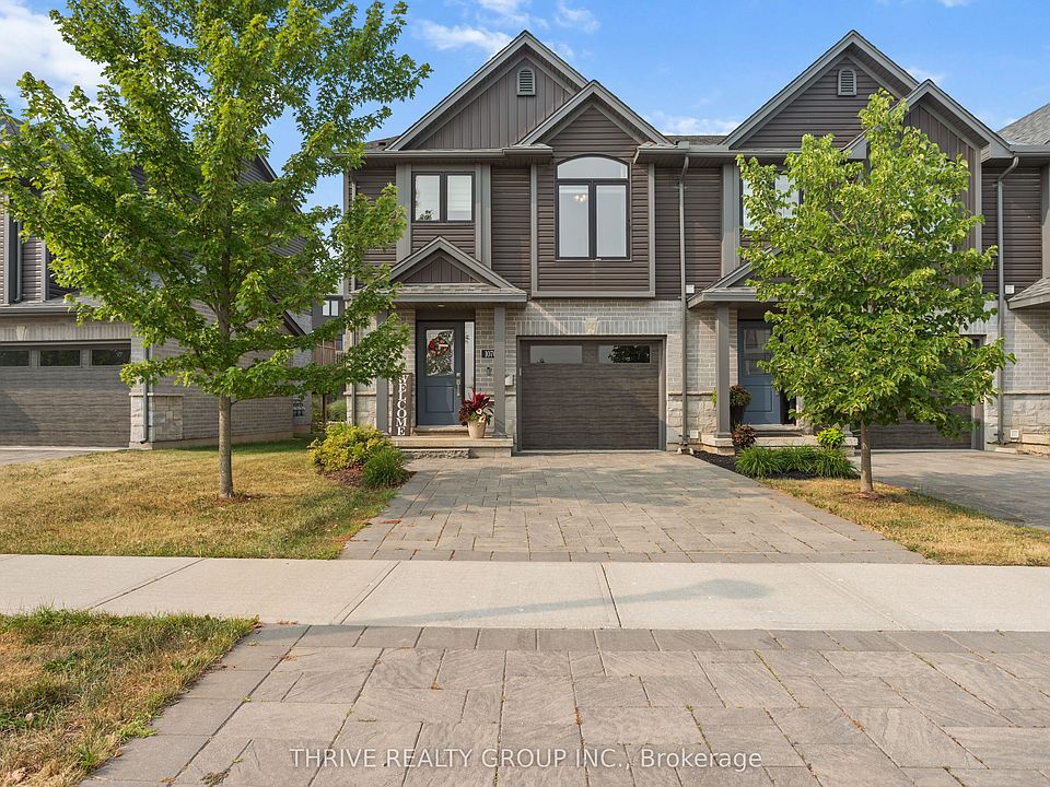 1st image of 1070 Meadowlark Rdg #25
