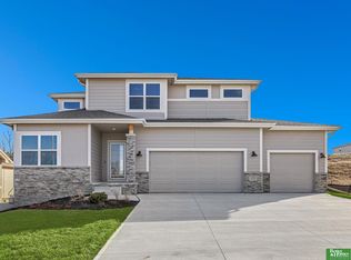 17459 Samuel St, Bennington, NE 68007