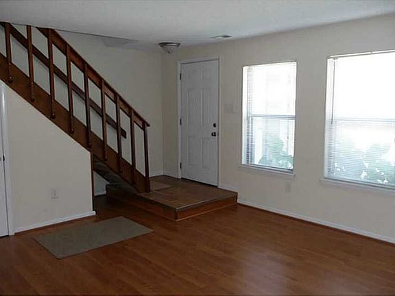 2nd image of 5617 Old Guard Cres