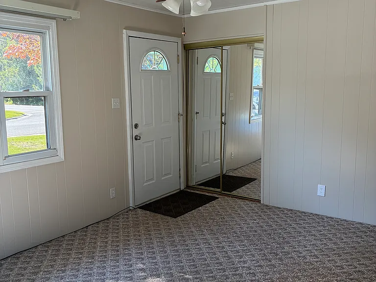2502 Buffalo St — Photo 20