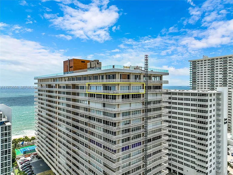 4020 Galt Ocean Dr #1801 — Photo 49