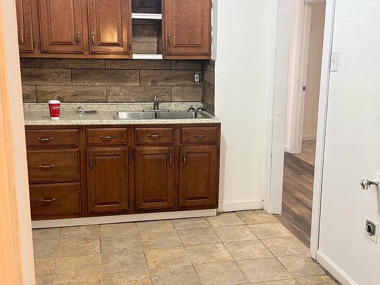 2739 Frisco Ave — Photo 7