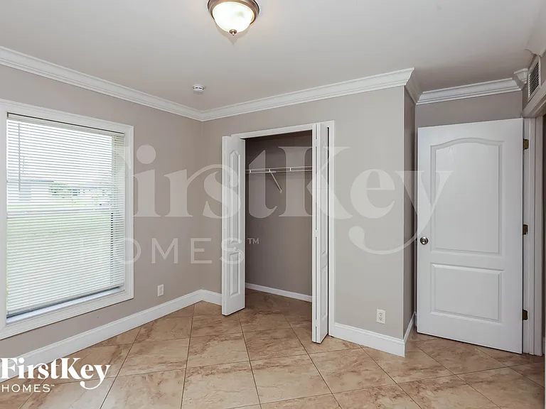 4210 22nd St SW — Photo 16