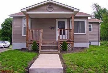 1st image of 8715 Alva Ave