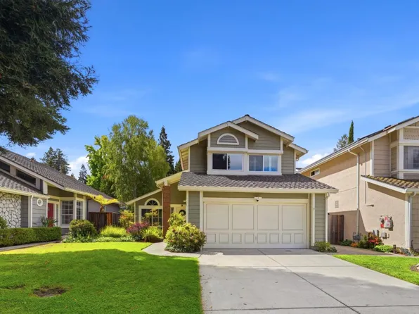216 Yarborough Ln, Redwood City, CA 94061