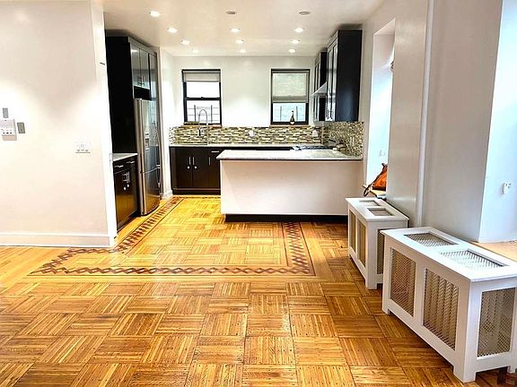3rd image of 189 8th Ave APT 3R