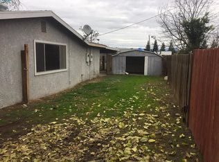 912 E K Rd APT A, Visalia, CA 93292